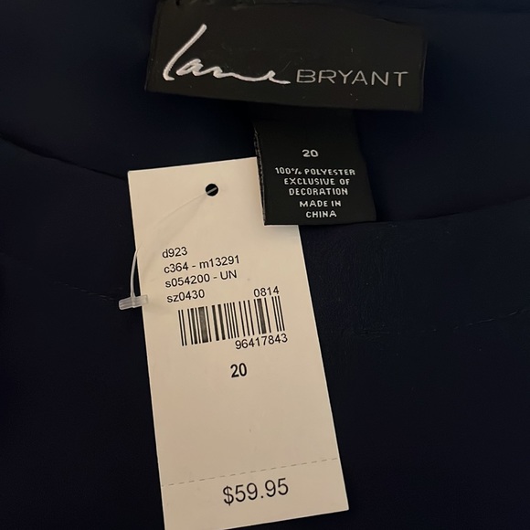 Lane Bryant blue blouse long sleeves with zipper & faux leather shoulder accents - Picture 4 of 4